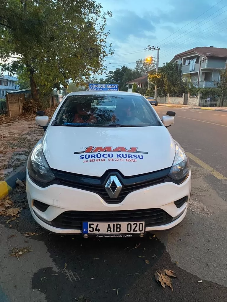  İmaj Sürücü Kursu Araçlar
